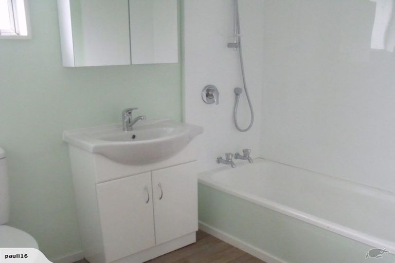 Photo of property in 374 Mazengarb Road, Paraparaumu, 5032