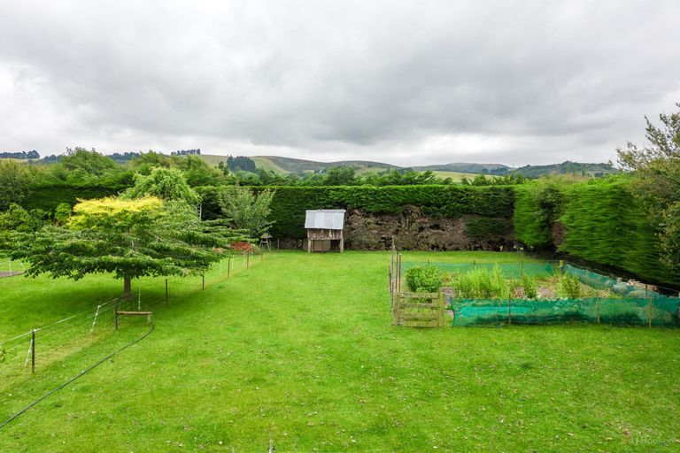 Photo of property in 749 Hakataramea Highway, Waimate, 7977