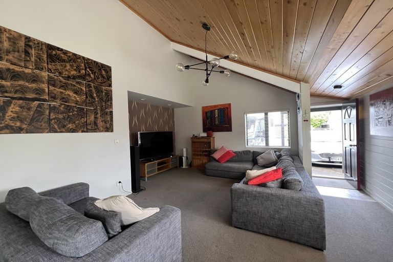 Photo of property in 32a Ashley Street, St Andrews, Hamilton, 3200