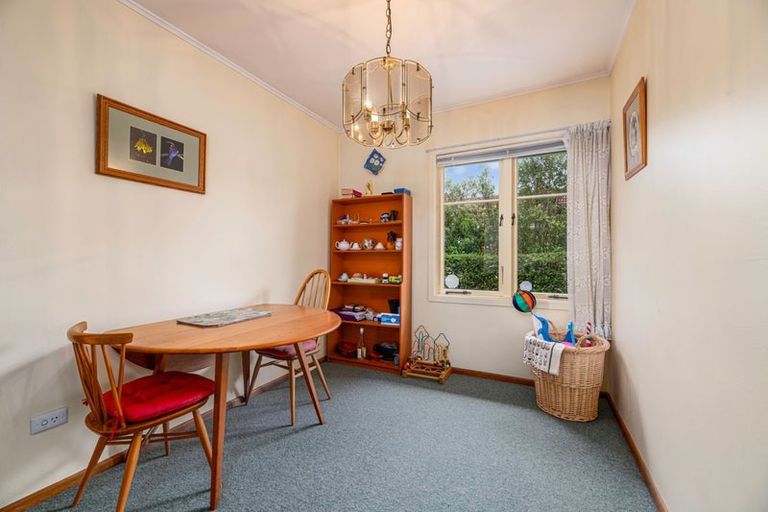 Photo of property in 78 Neil Avenue, Te Atatu Peninsula, Auckland, 0610