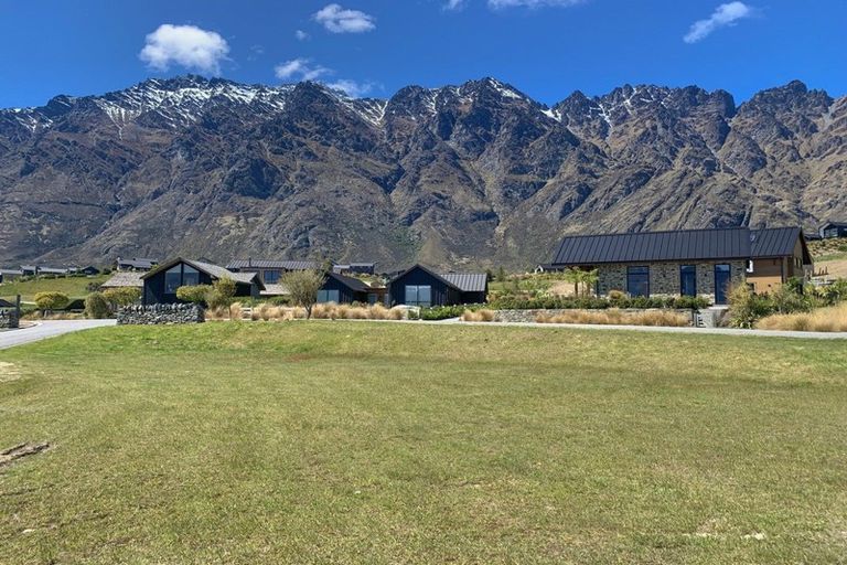 Photo of property in 3 Kinross Lane, Jacks Point, Queenstown, 9371