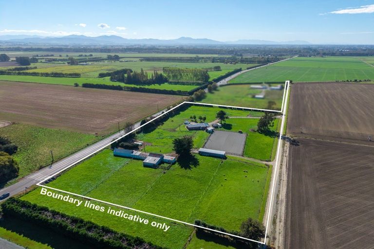 Photo of property in 14 Arowhenua Station Road, Kerrytown, Timaru, 7973