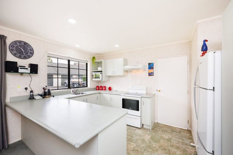 Photo of property in 8/63 North Street, Palmerston North, 4410