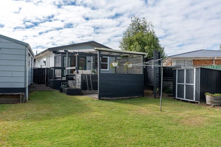 Photo of property in 37 Frederick Drive, Dinsdale, Hamilton, 3204