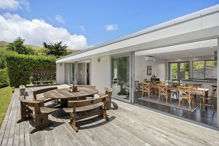 Photo of property in 654 Ohariu Valley Road, Ohariu, Wellington, 6037