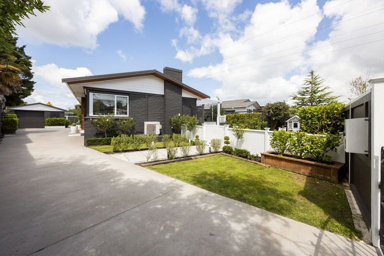 Photo of property in 6 Erika Place, Fairview Downs, Hamilton, 3214