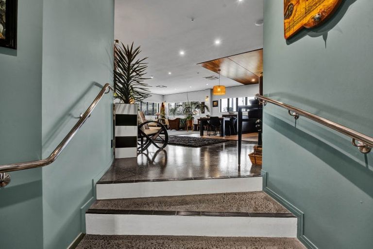 Photo of property in Headlands Opunake, 32 Fox Street, Opunake, 4616