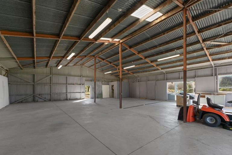 Photo of property in 3001a State Highway 2, Waitakaruru, Ngatea, 2471