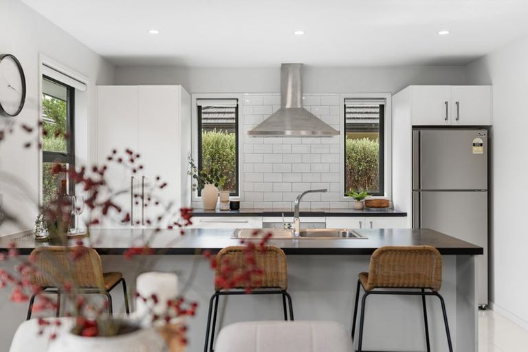 Photo of property in 40 Packard Crescent, Halswell, Christchurch, 8025