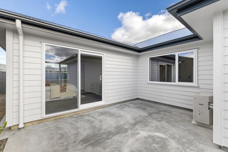 Photo of property in 7a Waterford Place, Westbrook, Palmerston North, 4412