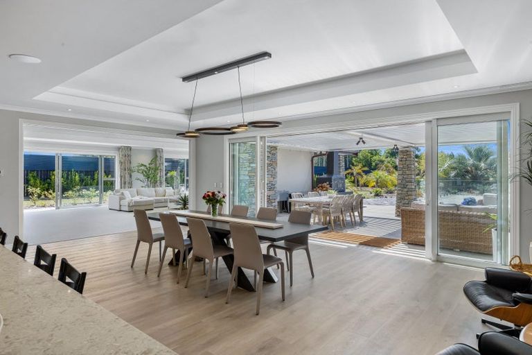 Photo of property in 8a Jelas Drive, Riverhead, Kumeu, 0892