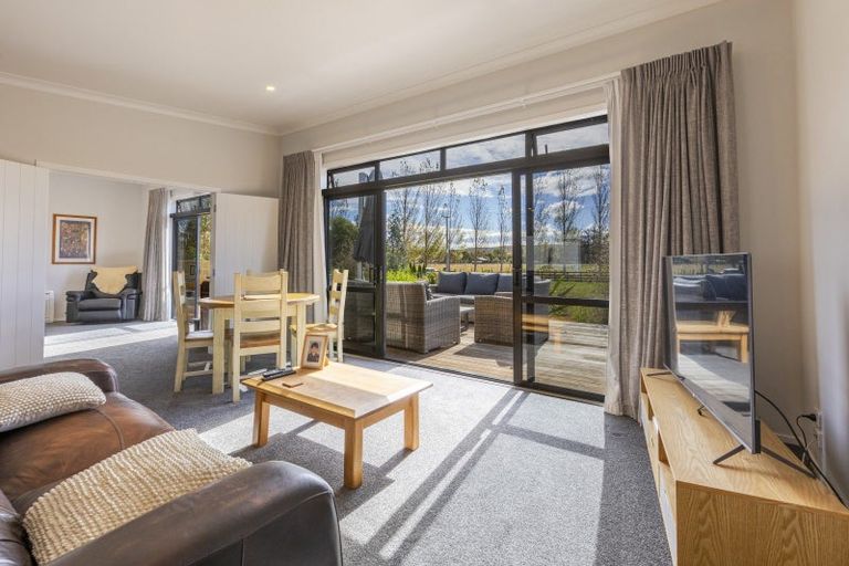 Photo of property in 81 Kyle Road, Waipukurau, 4281