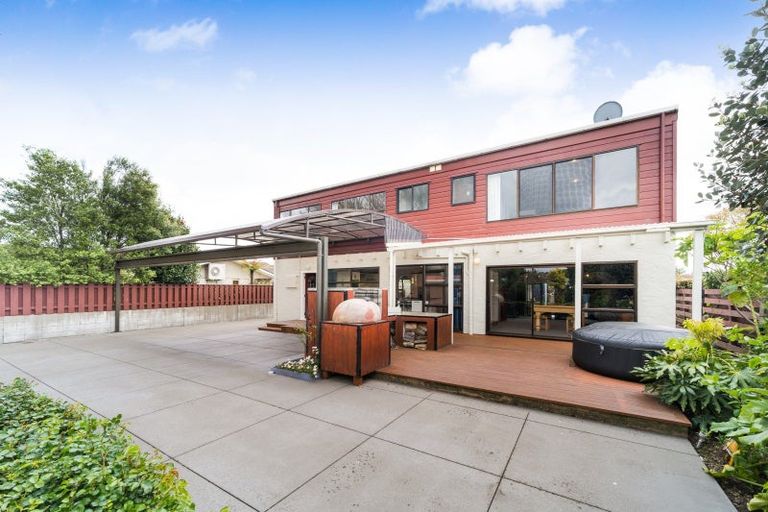 Photo of property in 16 Akaroa Avenue, Awapuni, Palmerston North, 4412