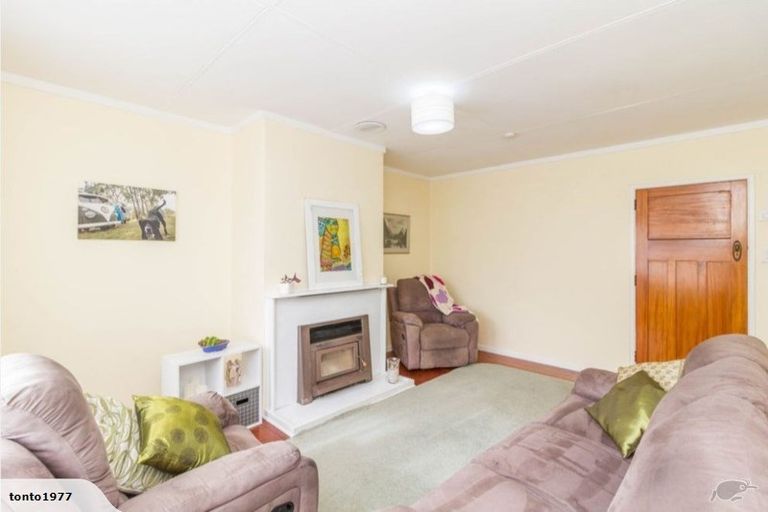 Photo of property in 32 Petherick Street, Taita, Lower Hutt, 5011