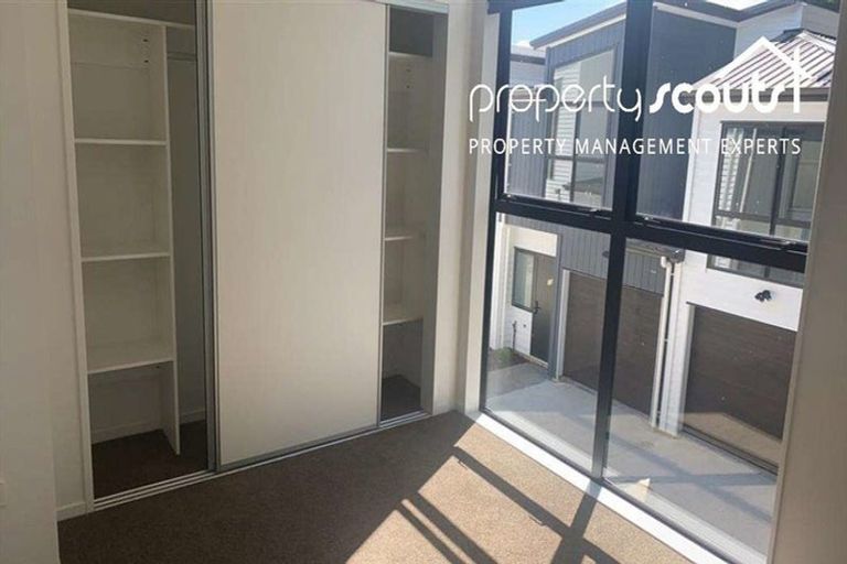 Photo of property in 15 Rangimarie Close, Opaheke, Papakura, 2113