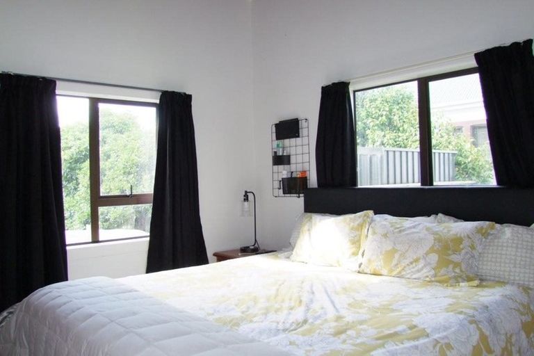 Photo of property in 30 Burns Street, Milton, 9220
