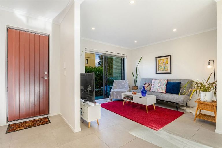 Photo of property in 26 Flounder Road, Hobsonville, Auckland, 0616
