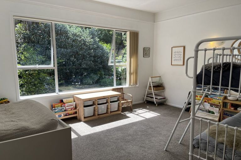Photo of property in 318 Huia Road, Titirangi, Auckland, 0604