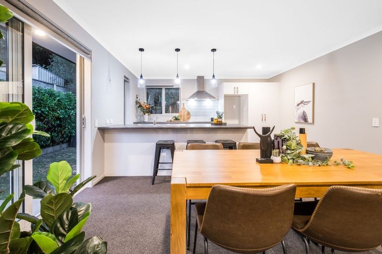 Photo of property in 34 Mooring Close, Whitby, Porirua, 5024