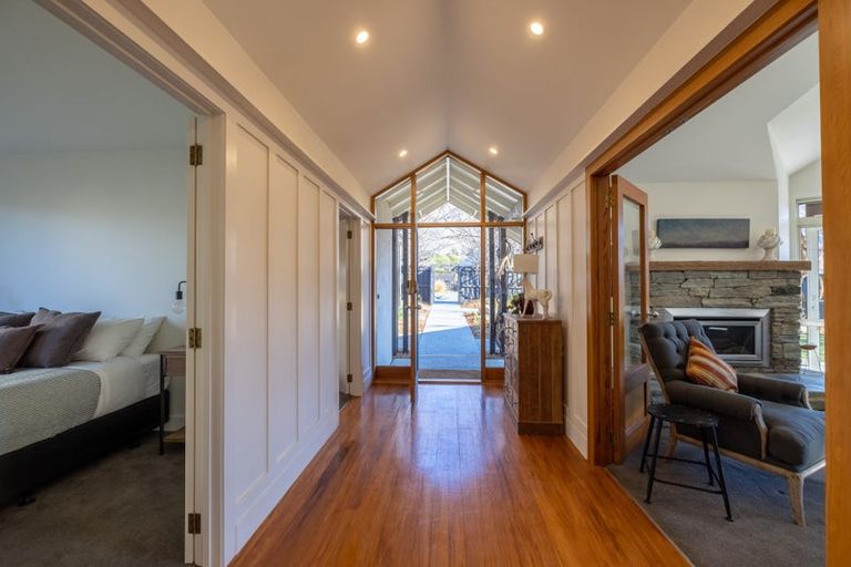 Photo of property in 92 Meadowstone Drive, Wanaka, 9305