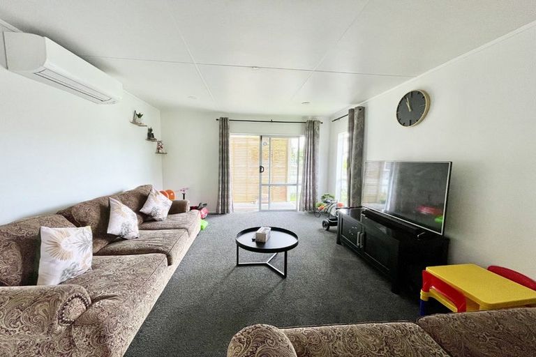 Photo of property in 14 Guy Avenue, Levin, 5510