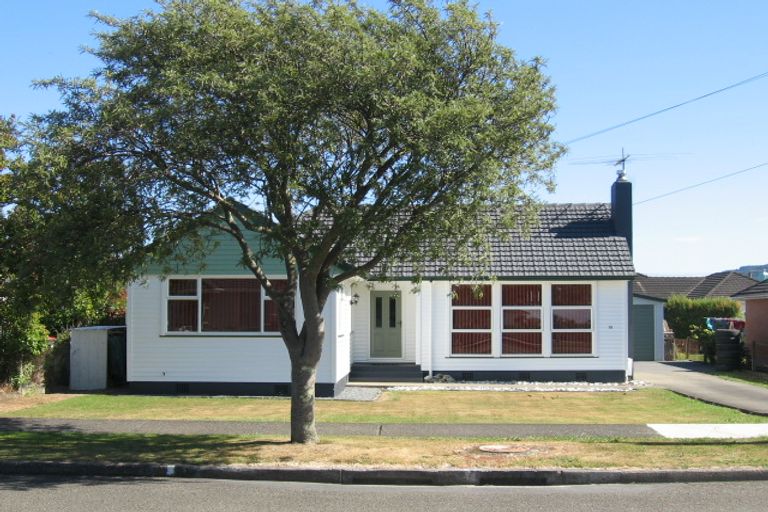 Photo of property in 19 Milton Street, Trentham, Upper Hutt, 5018