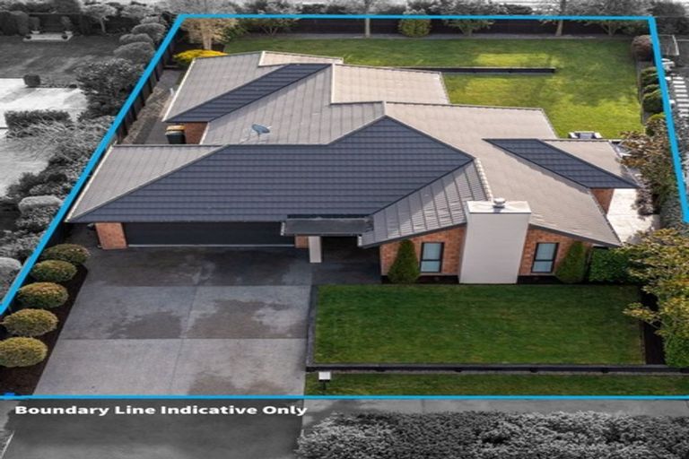 Photo of property in 16 Prebblewood Drive, Prebbleton, 7604