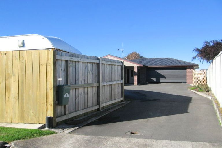 Photo of property in 6 Celtic Court, Roslyn, Palmerston North, 4414