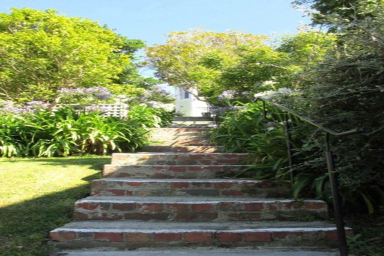 Photo of property in 32 Konini Road, Hataitai, Wellington, 6021