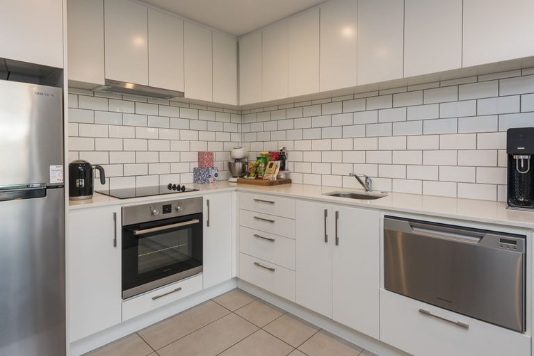 Photo of property in 1036b Colombo Street, St Albans, Christchurch, 8014