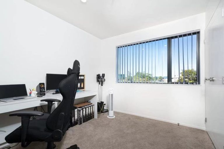 Photo of property in 4/46 Te Kanawa Crescent, Henderson, Auckland, 0610