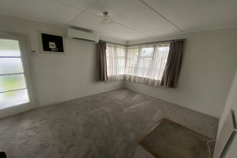 Photo of property in 10 Pukemiro Road, Te Kamo, Whangarei, 0112