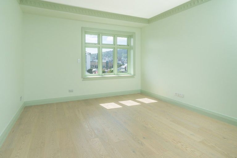 Photo of property in Hamilton Flats, 9a Hawker Street, Mount Victoria, Wellington, 6011
