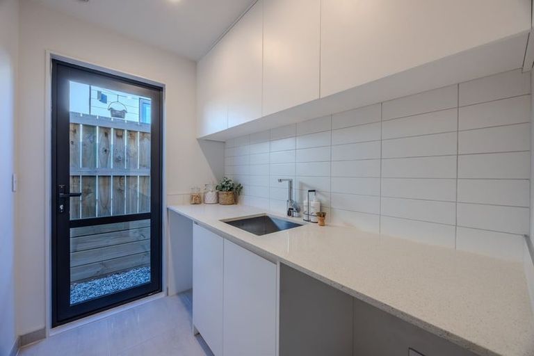 Photo of property in 207 Aubrey Road, Wanaka, 9305