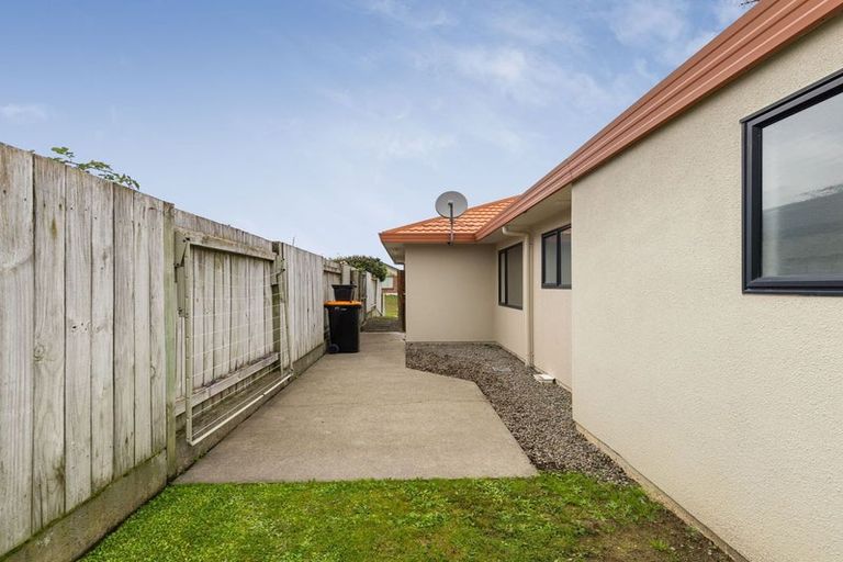 Photo of property in 21 Logan Way, Kelvin Grove, Palmerston North, 4414