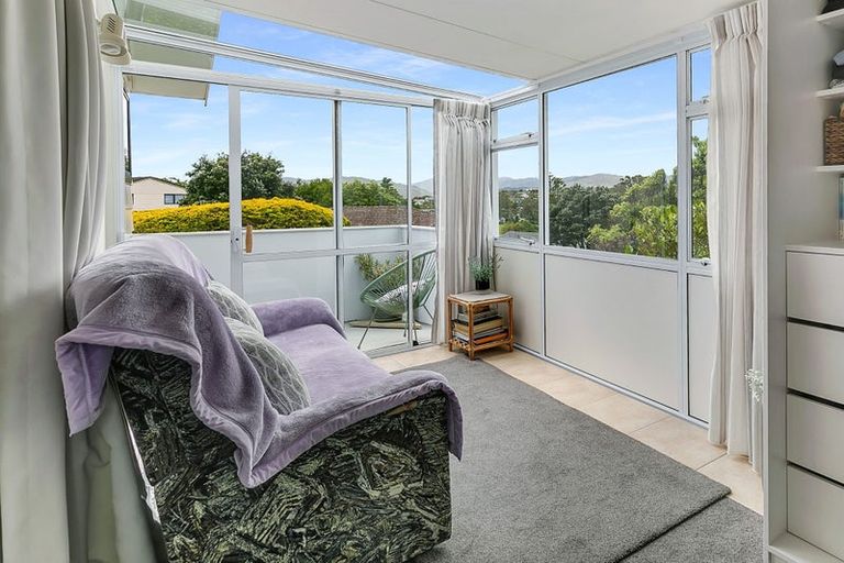 Photo of property in 4 Latitude Close, Whitby, Porirua, 5024