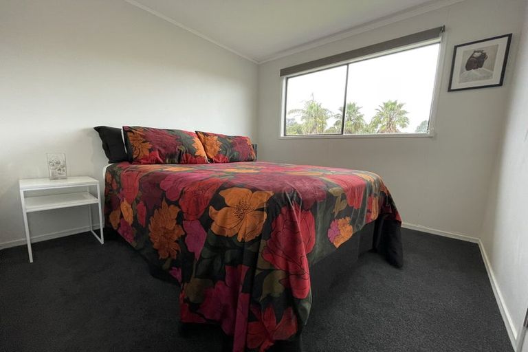 Photo of property in 12 Wilkinson Way, Browns Bay, Auckland, 0630