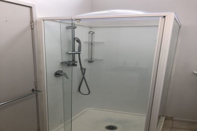 Photo of property in 85d Stottholm Road, Titirangi, Auckland, 0604