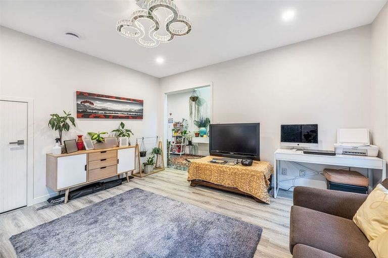 Photo of property in 216c Metcalfe Road, Ranui, Auckland, 0612