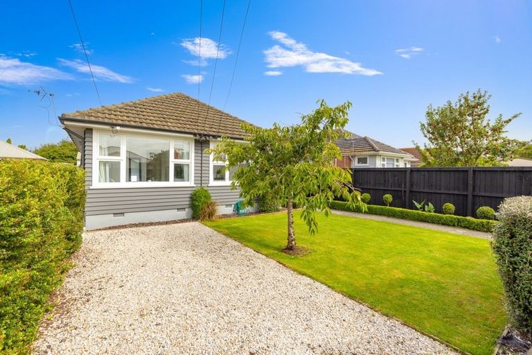 Photo of property in 14 Jocelyn Street, Casebrook, Christchurch, 8051