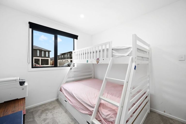 Photo of property in 60a Fitzwater Place, Henderson, Auckland, 0612