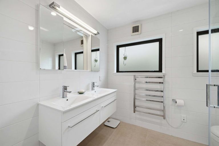 Photo of property in 2/14 Mozeley Avenue, Devonport, Auckland, 0624