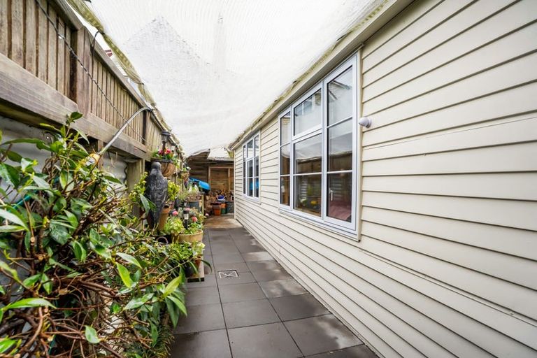 Photo of property in 69 Mill Road, Lower Vogeltown, New Plymouth, 4310