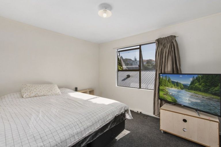 Photo of property in 176a Vale Street, Otumoetai, Tauranga, 3110
