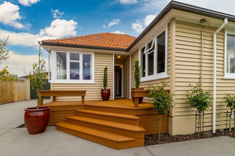 Photo of property in 16 Robinson Street, Cambridge, 3434