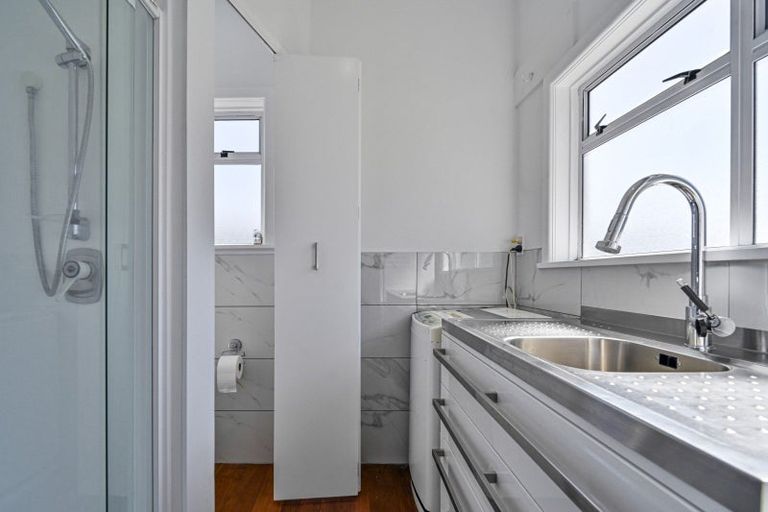 Photo of property in 812 Lawrence Street, Akina, Hastings, 4122