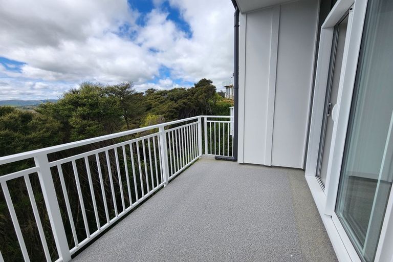 Photo of property in 14 Tai Lane, Whitby, Porirua, 5024