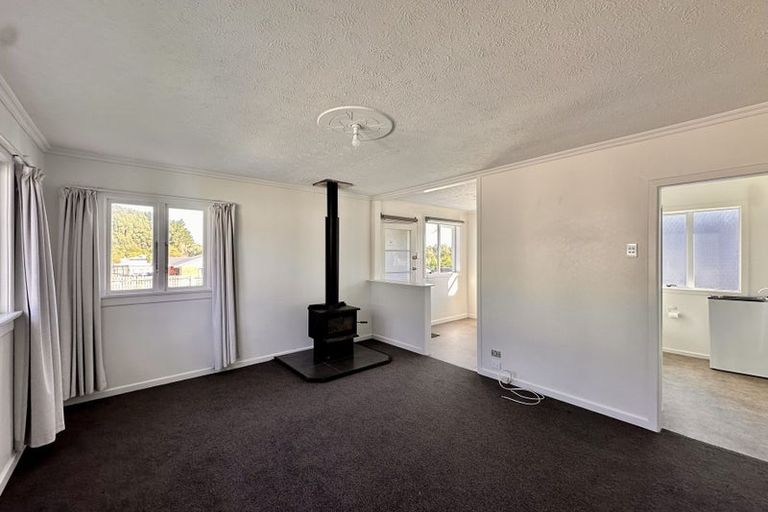 Photo of property in 75 Weka Street, Waikiwi, Invercargill, 9810