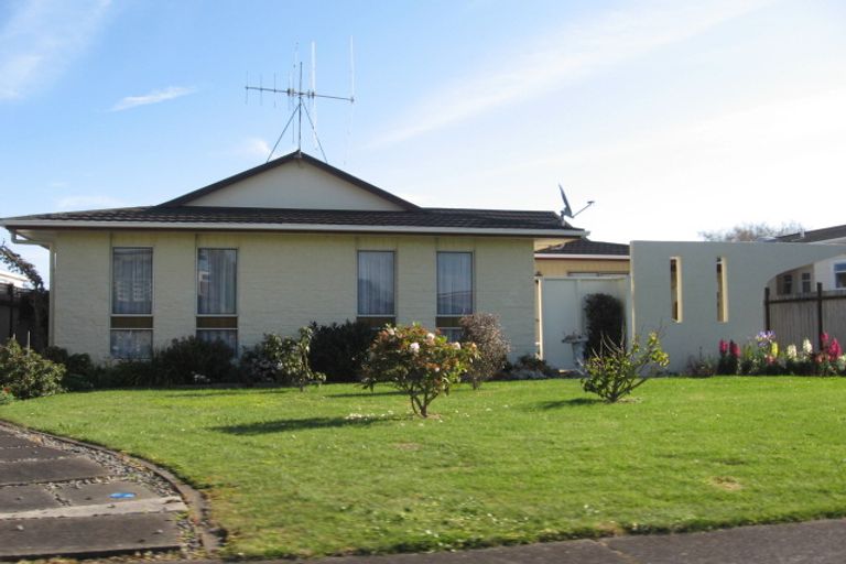 Photo of property in 37 Exeter Crescent, Springvale, Whanganui, 4501