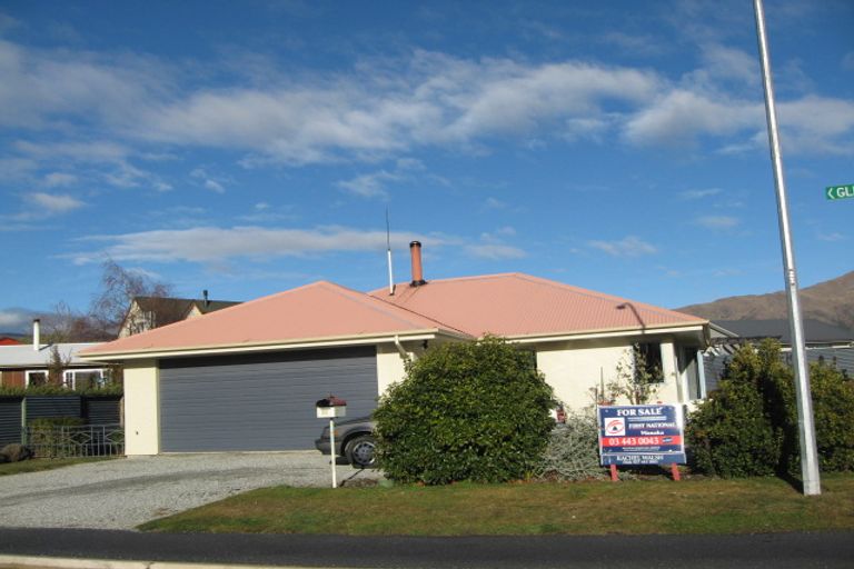 Photo of property in 22 Glengyle Way, Wanaka, 9305